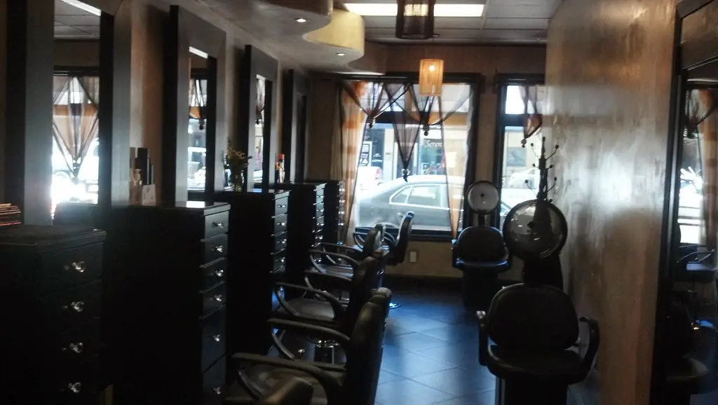 The Heaven Scent salon floor in the evening